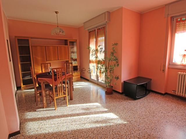 Appartamento in vendita di 125 m² in Via Folgore, 3