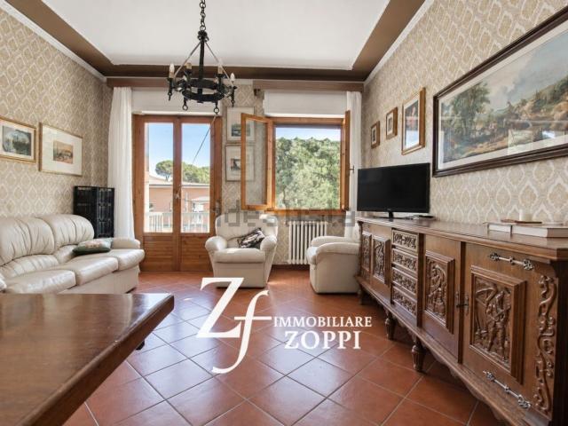 Appartamento in vendita di 125 m² in Via Francesco Petrarca, 25