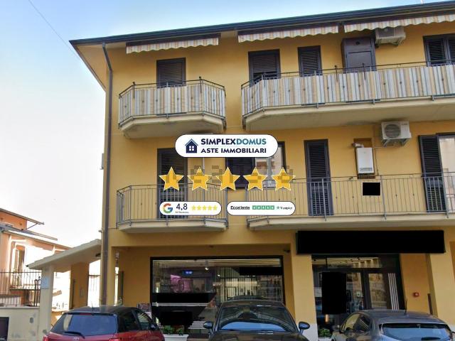 Appartamento in vendita di 125 m² in Via Francesco Petrarca