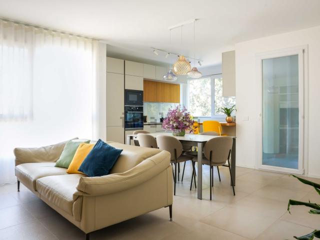 Appartamento in vendita di 125 m² in Via Imperatore Federico, 70