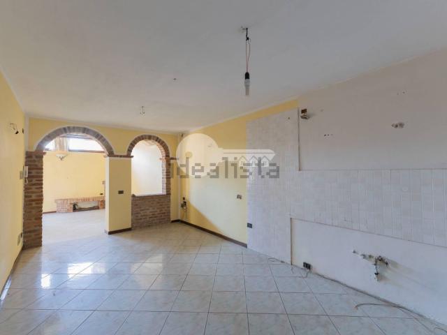 Appartamento in vendita di 125 m² in Via IV Novembre, 18
