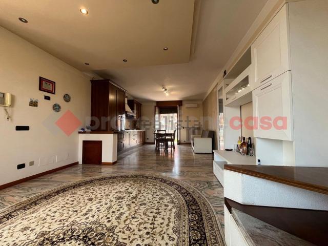 Appartamento in vendita di 125 m² in Via IV Novembre