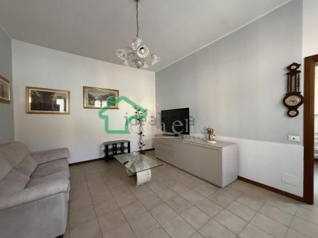 Appartamento in vendita di 125 m² in Via IV Novembre