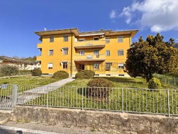Appartamento in vendita di 125 m² in Via IV Novembre, 38