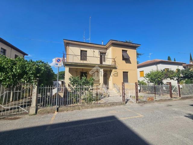 Appartamento in vendita di 125 m² in Via Orazio