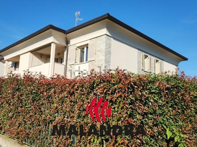 Appartamento in vendita di 125 m² in Via Ottavio Minoli