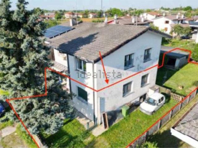 Appartamento in vendita di 125 m² in Via Lombardia, 25
