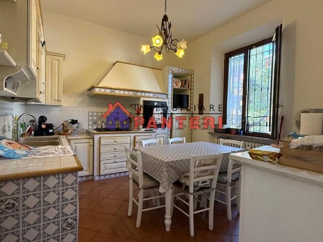 Appartamento in vendita di 125 m² in Via Luigi Cadorna