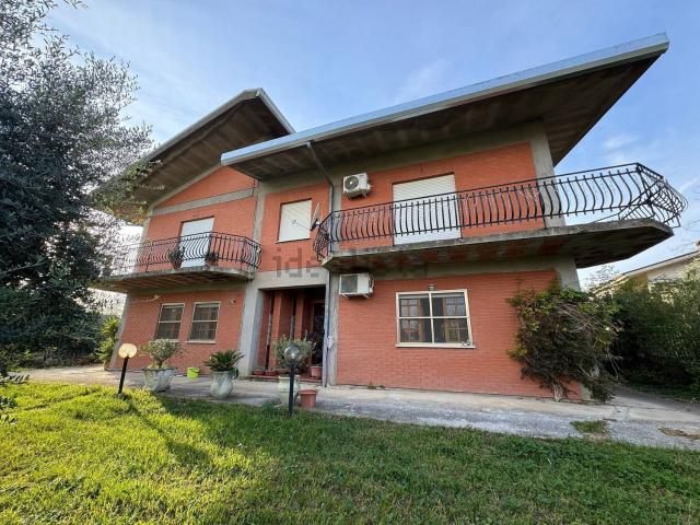 Appartamento in vendita di 125 m² in Via Montello