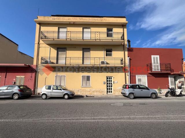 Appartamento in vendita di 125 m² in Via Madonna Del Boschetto, 83