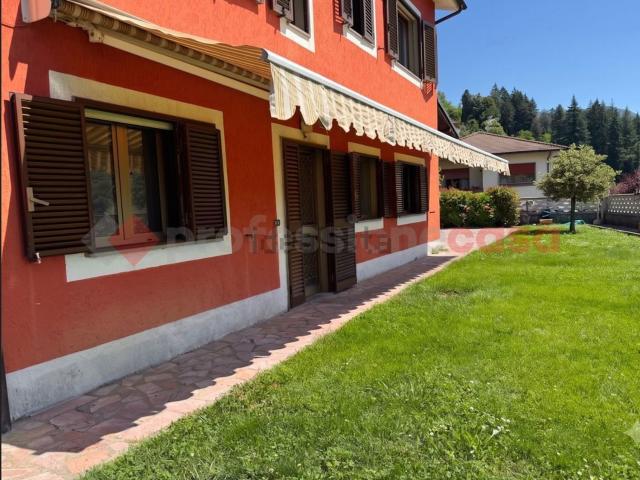 Appartamento in vendita di 125 m² in Via Manara Valgimigli, 2