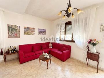 Via Merope Anzio, Piazza Santa Maria Regina