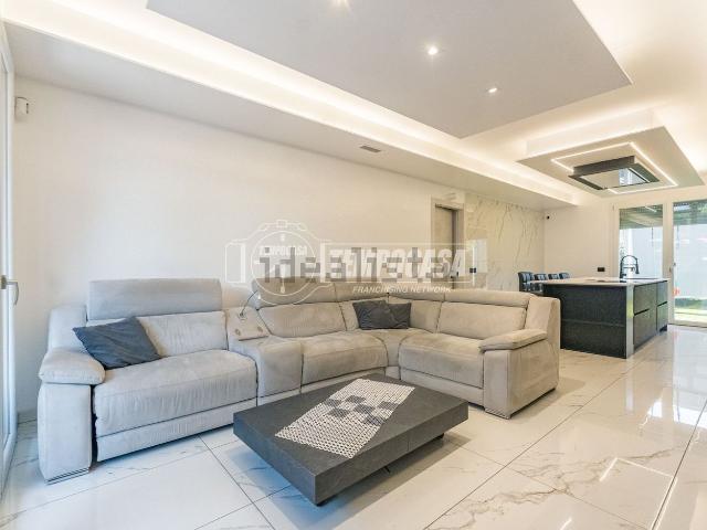 Appartamento in vendita di 125 m² in Via Norma Cossetto, 18