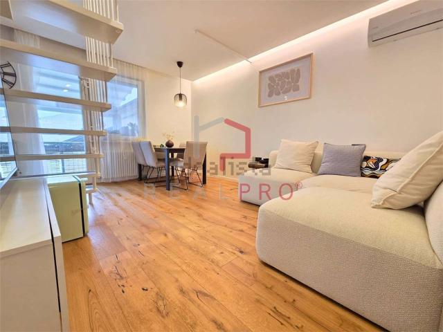 Appartamento in vendita di 125 m² in Via Nazario Sauro