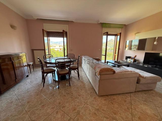 Appartamento in vendita di 125 m² in Via Nazionale, 168