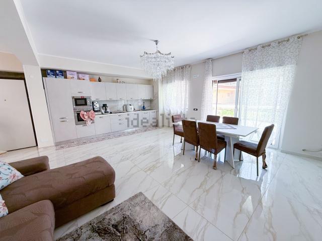 Appartamento in vendita di 125 m² in Via Nazionale