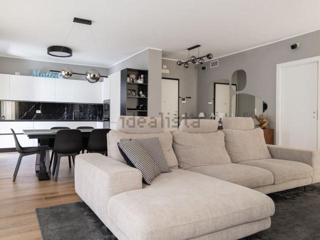 Appartamento in vendita di 125 m² in Via Napoli