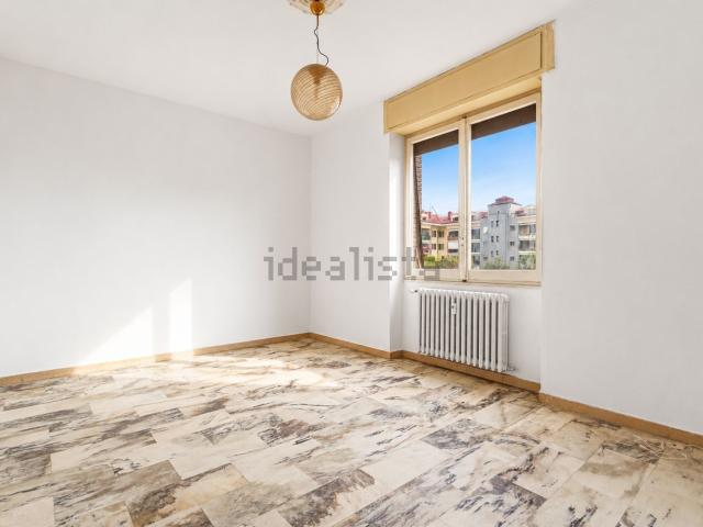 Appartamento in vendita di 125 m² in Via Neera, 25