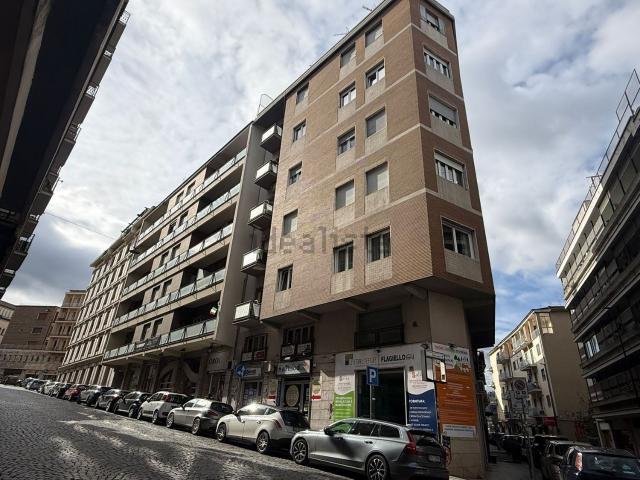 Appartamento in vendita di 125 m² in Via Nuova Calore