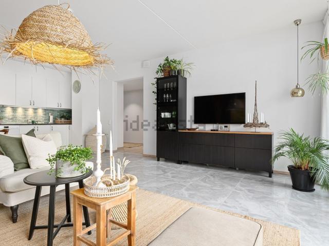 Appartamento in vendita di 125 m² in Via Salvo D&apos Acquisto