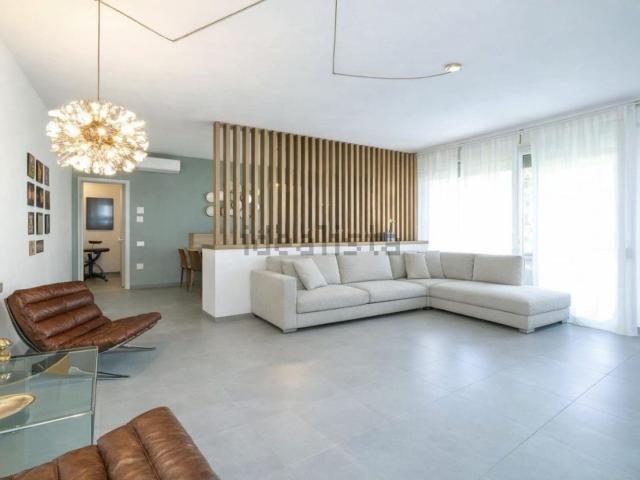 Appartamento in vendita di 125 m² in Via San Martino della Battaglia, 24