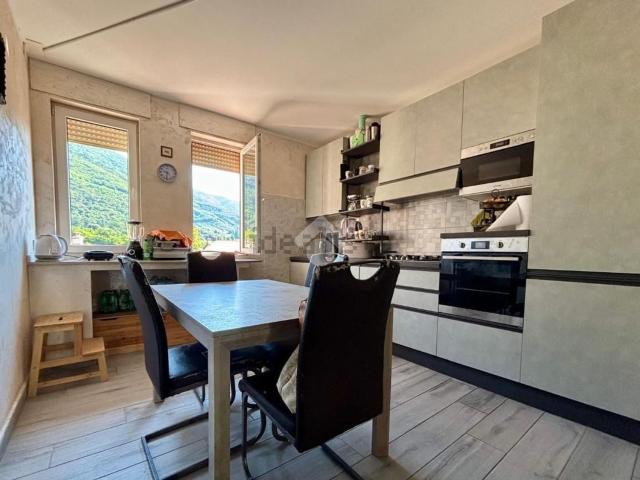 Appartamento in vendita di 125 m² in Via San Venanzio Fortunato, 18