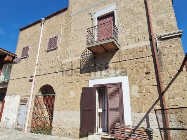 Appartamento in vendita di 125 m² in Via Sannitica