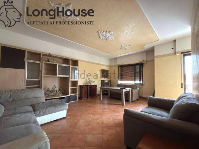 Appartamento in vendita di 125 m² in Via Sant&apos Elpidio a Mare, 42