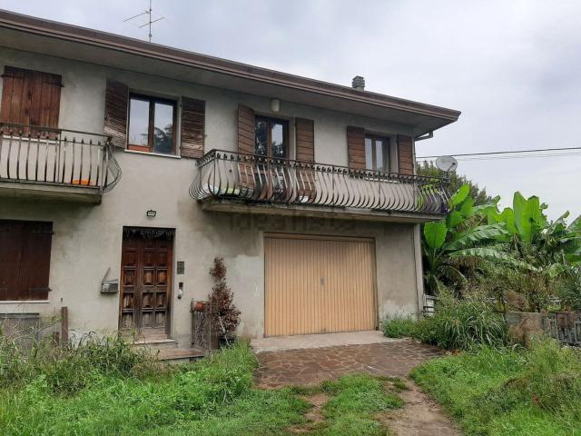 Appartamento in vendita di 125 m² in Via Santo, 18