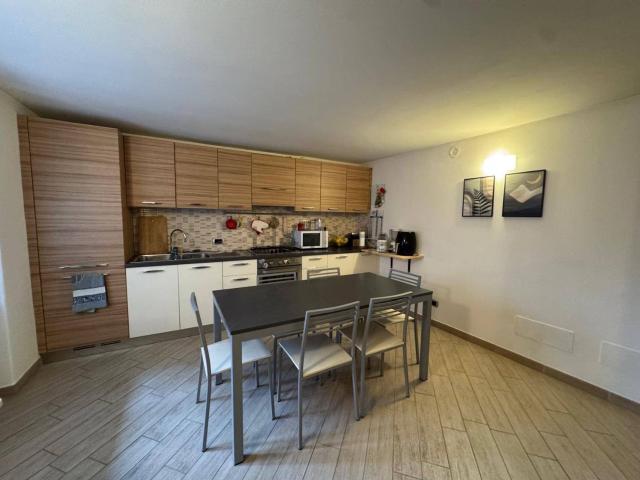 Appartamento in vendita di 125 m² in Via Santa Caterina