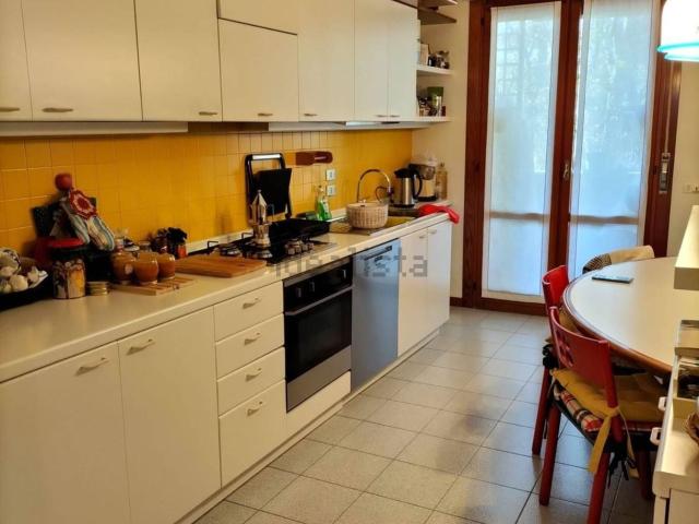 Appartamento in vendita di 125 m² in Via Papa Giovanni XXIII
