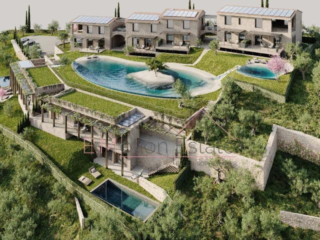 Appartamento in vendita di 125 m² in Via per Albisano