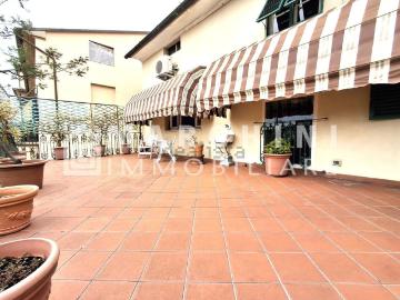 Appartamento in vendita di 125 m² in Via Pietro Paolini