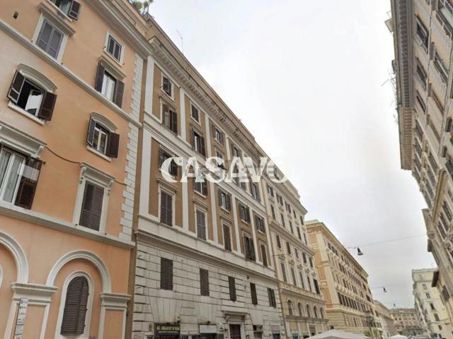 Appartamento in vendita di 125 m² in Via Principe Amedeo, 138
