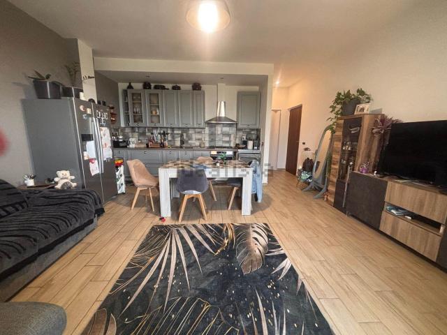 Appartamento in vendita di 125 m² in Via Provinciale Capena, 62