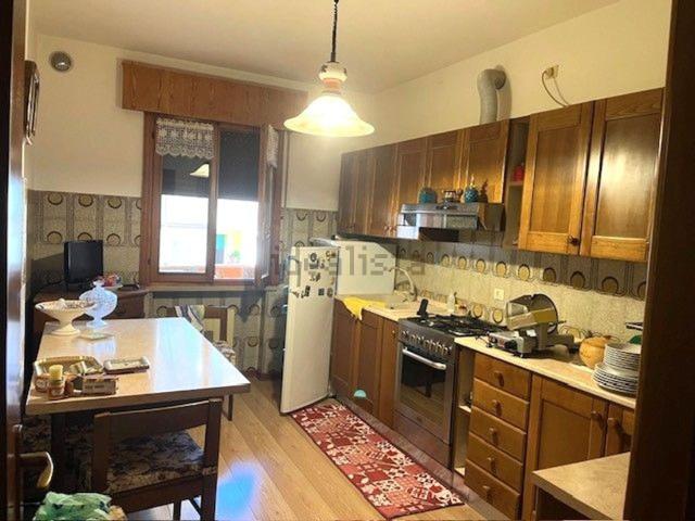 Appartamento in vendita di 125 m² in Via Roma