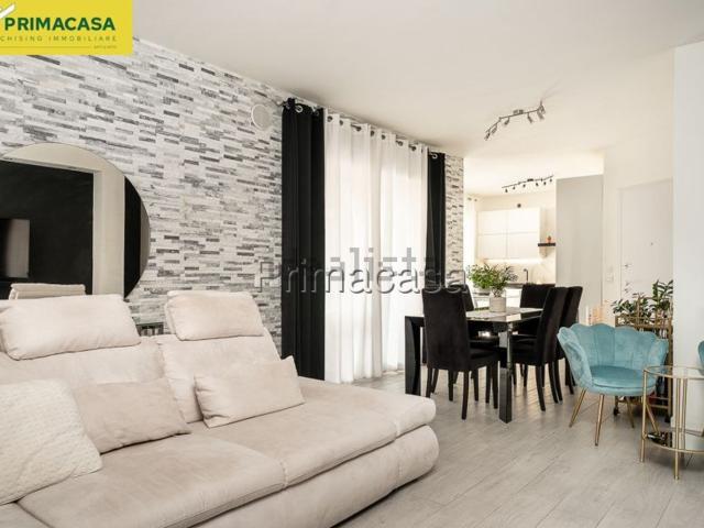 Appartamento in vendita di 125 m² in Via Romolo Nicolis