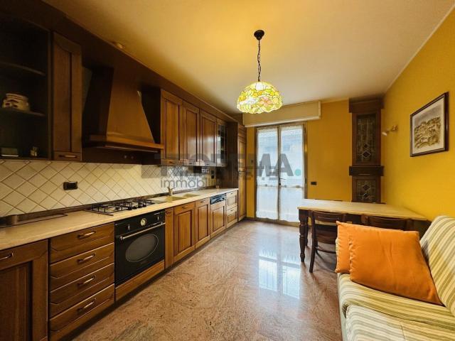 Appartamento in vendita di 125 m² in Via Riccardi Giuseppe