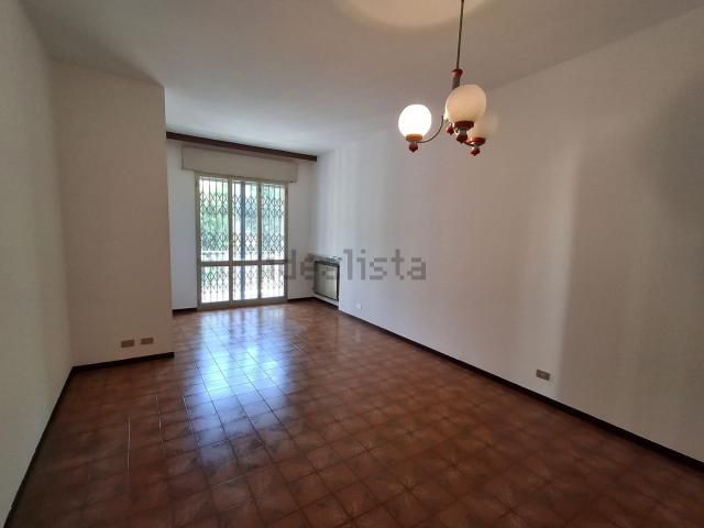 Appartamento in vendita di 125 m² in Via Rubicone