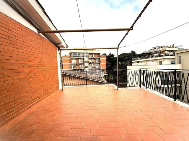 Appartamento in vendita di 125 m² in Via Taddeo Crivelli, 50