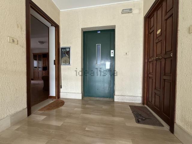 Appartamento in vendita di 125 m² in Via Teano, 65