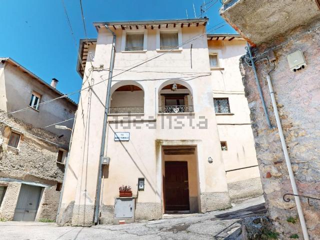 Appartamento in vendita di 125 m² in Via Trento, 4