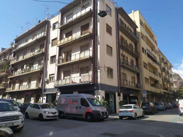 Appartamento in vendita di 125 m² in Via Ugo Bassi, 56