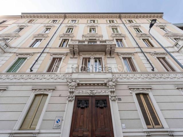 Appartamento in vendita di 125 m² in Via Vallazze, 44