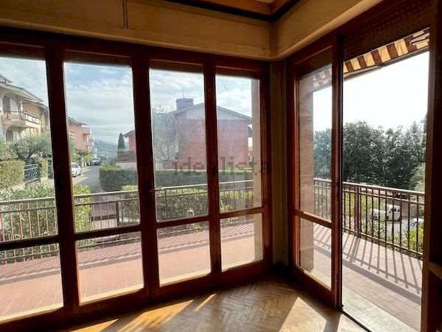 Appartamento in vendita di 125 m² in Via Vincenzo Bellini