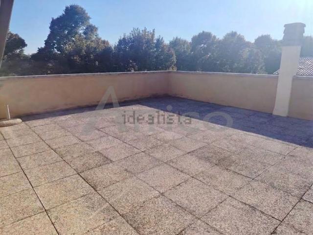 Appartamento in vendita di 125 m² in Viale Benvenuto Tisi da Garofolo