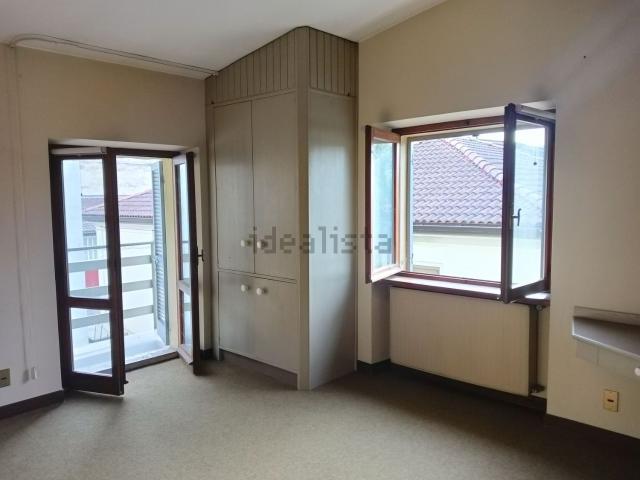 Appartamento in vendita di 125 m² in Viale Giuseppe Castagnetti, 11