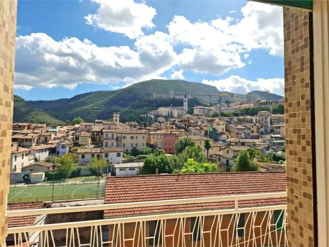 Appartamento in vendita di 125 m² in Viale Martiri della Resistenza, 80
