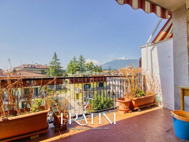 Appartamento in vendita di 125 m² in Viale Marche, 24