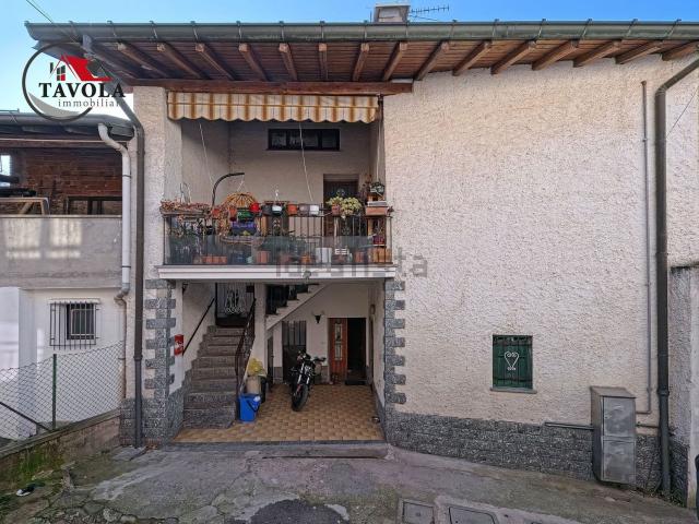 Appartamento in vendita di 125 m² in Contrada Carnisio, 11